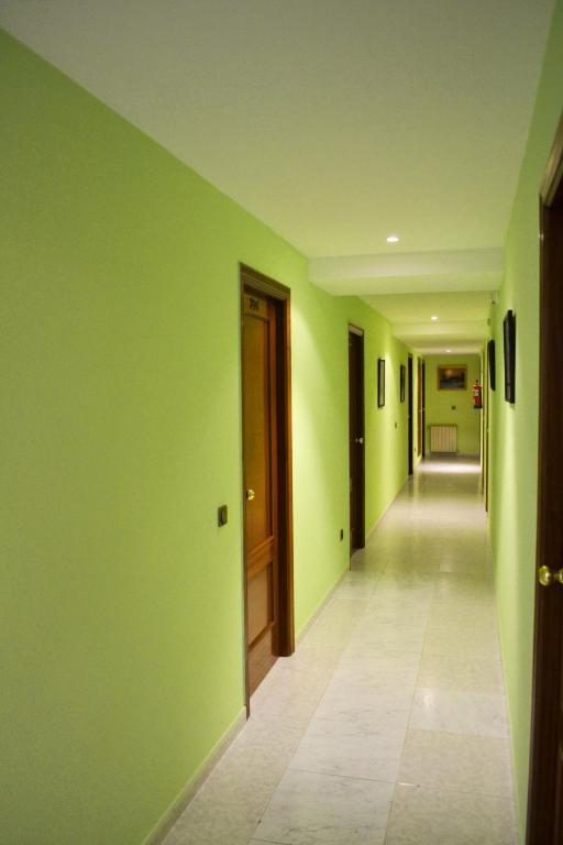 Hostal El Vegano Utiel Εξωτερικό φωτογραφία