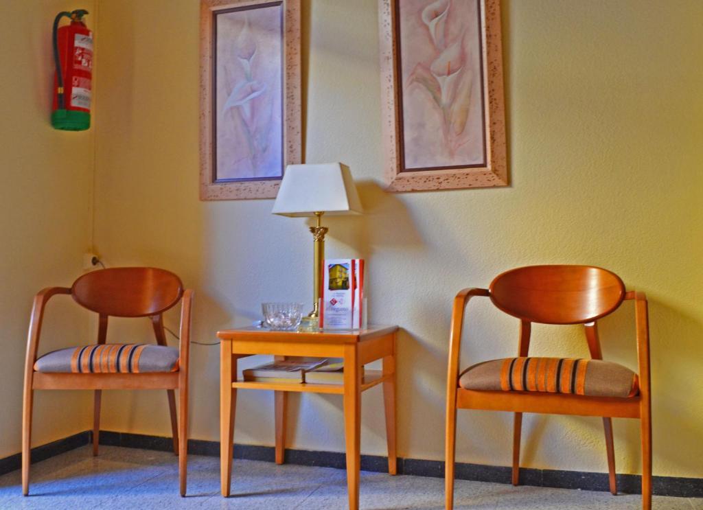 Hostal El Vegano Utiel Εξωτερικό φωτογραφία